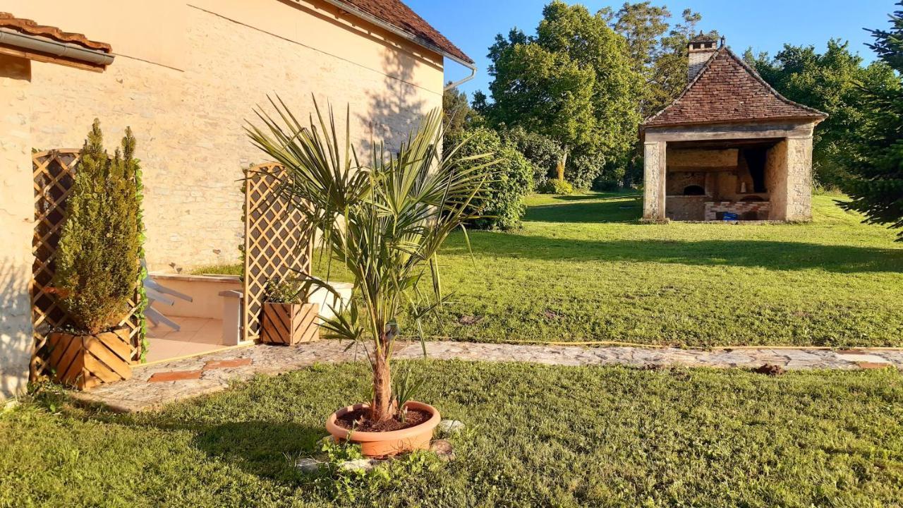Gite XL Le Clos de Lamie avec piscine privée Fossemagne Esterno foto