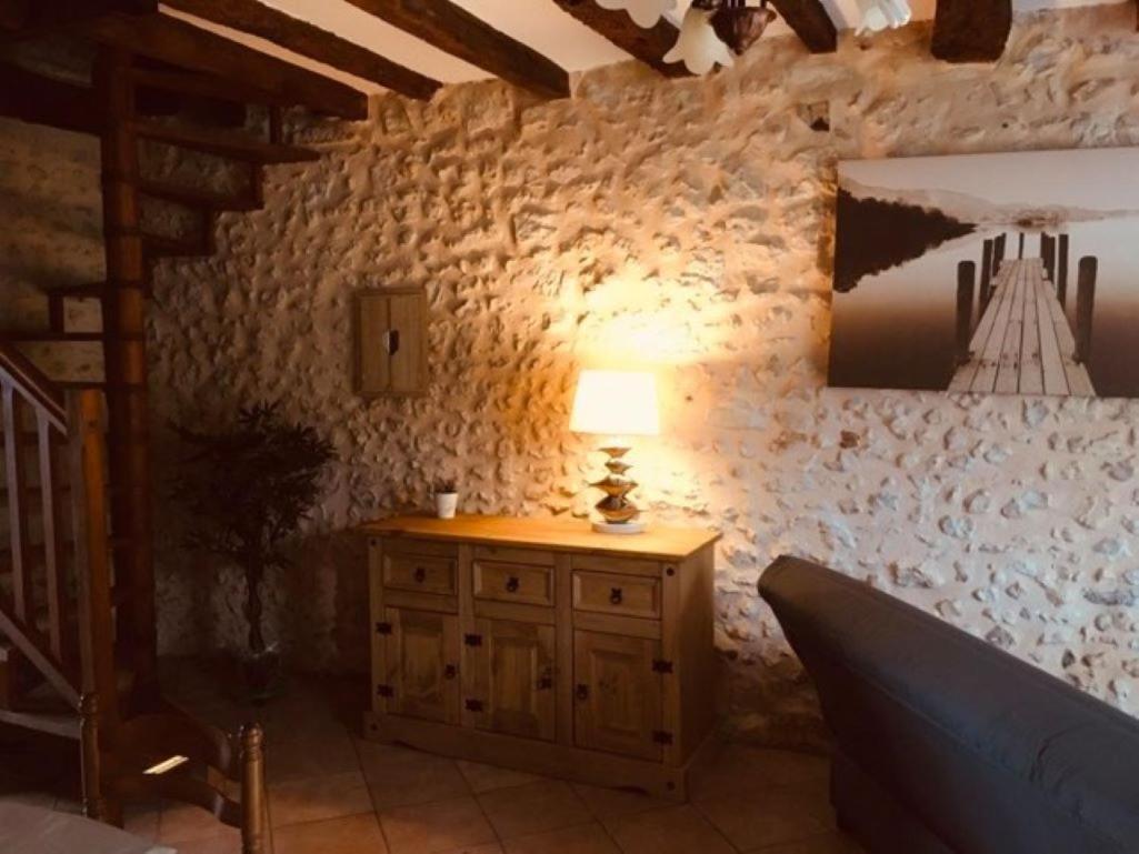 Gite XL Le Clos de Lamie avec piscine privée Fossemagne Esterno foto
